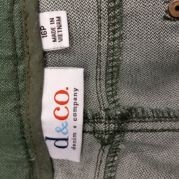 D&Co Denim +Company Green,Jean, Capris - Picture 9 of 10